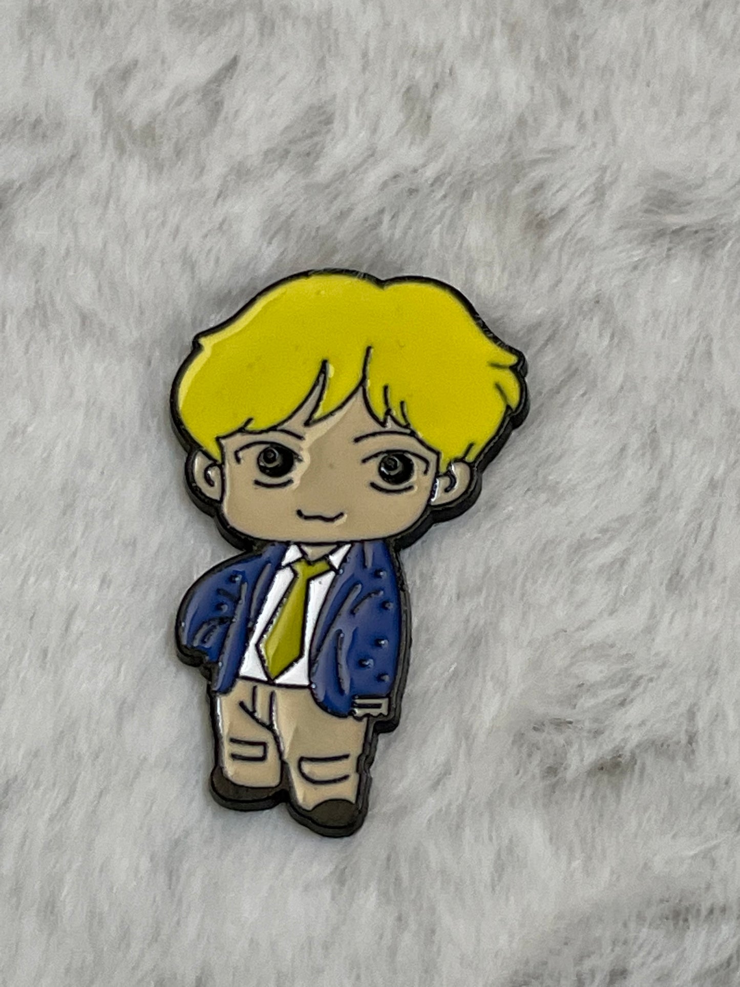 Tiny Tan BTS Pins